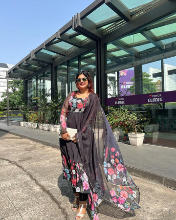 Shalini Singh In Black Floral Print Organza Three Piece Celebrity Anarkali Suit