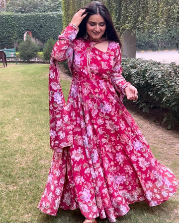 Ritu Chaudhary In Stylish Neck Design Soft Georgette Floral Pink Color Three Piece Celebrity Anarkali Suit