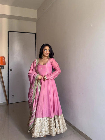 Vinni's Pink Premium Anarkali Suit Set