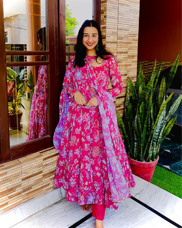 Komal Pandita Stylish Neck Design Soft Georgette Floral Pink Color Three Piece  Celebrity Anarkali Suit