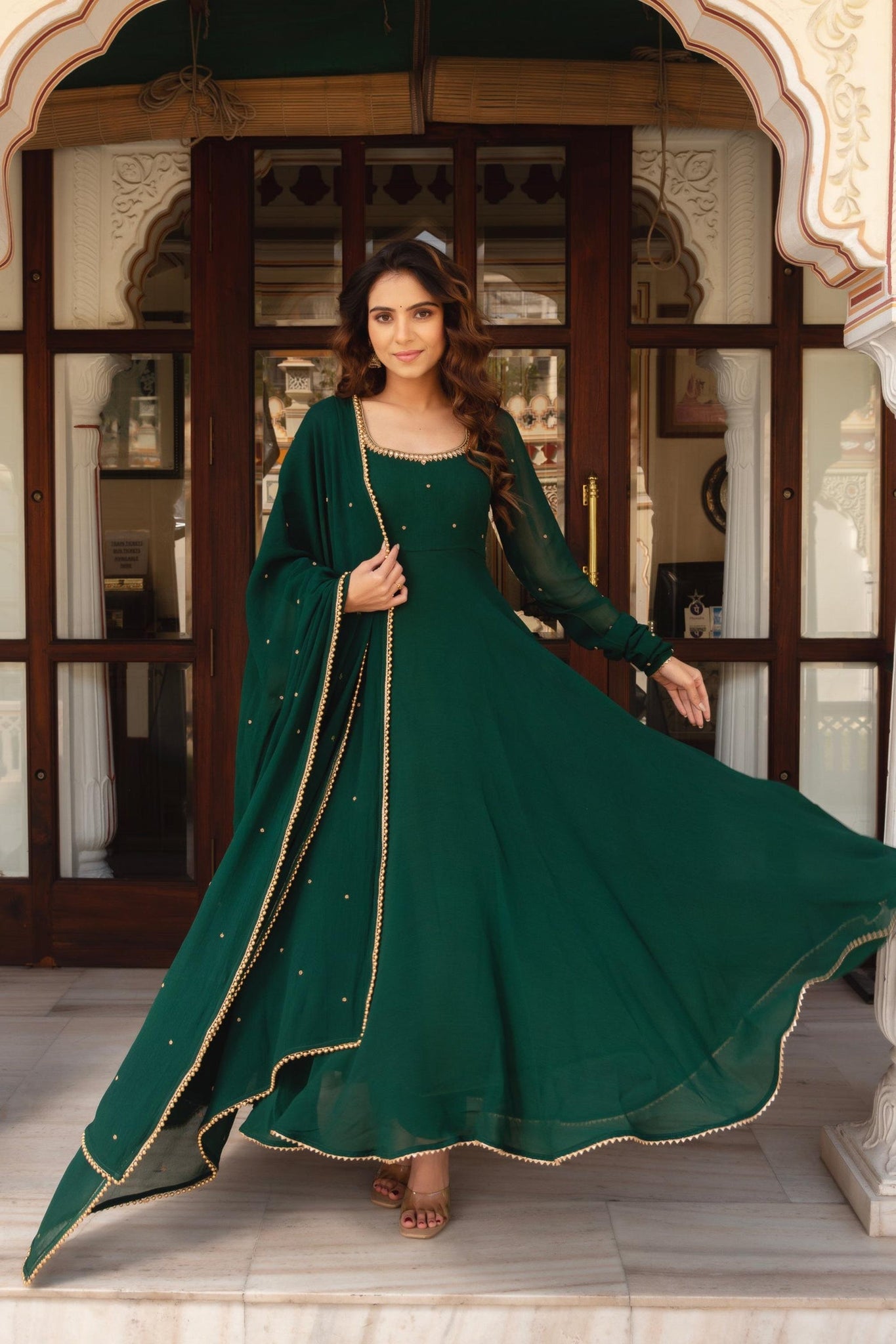 Elegant Green Heavy Fox Georgette Anarkali Suit Set with Pearl Border Elegant Green Heavy Fox Georgette Anarkali Suit Set with Pearl Border