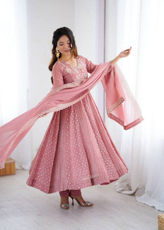 Elegant Dusty Pink Festive Suit for Party & Wedding