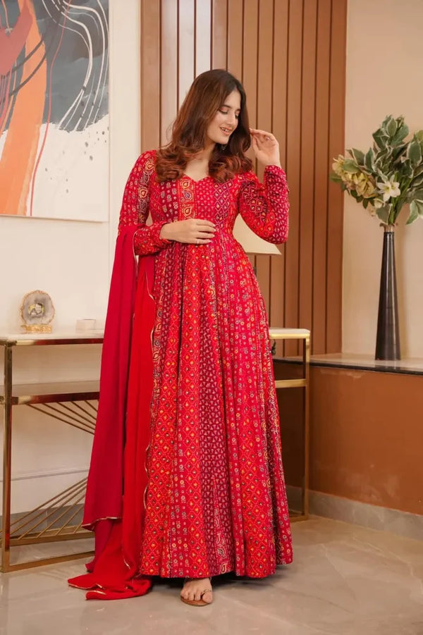 PRINT IN MASLIN FULL FLAIR WITH KALI PATTERN AND CANVAS PATTA WITH DUPPTA ANARKALI SUIT SET