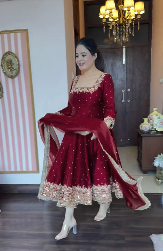 Prachi's Maroon Havy Vichitra Silk Designer Suit Set