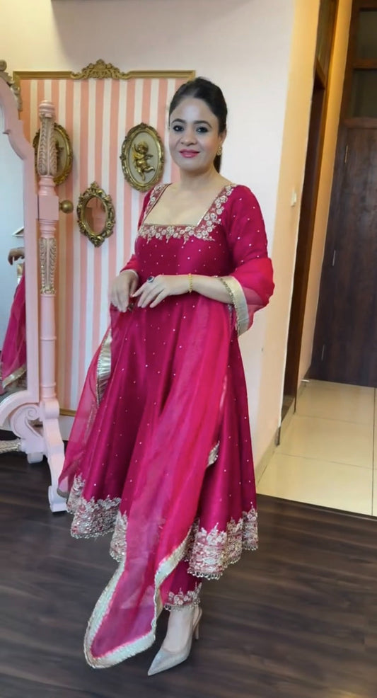 Prachi's Pink Havy Vichitra Silk Designer Suit Set