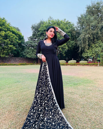 Srishti Devo Bhavva In Black Color Soft Georgette With Heavy Embroidery Work Dupatta Celebrity Anarkali Suit