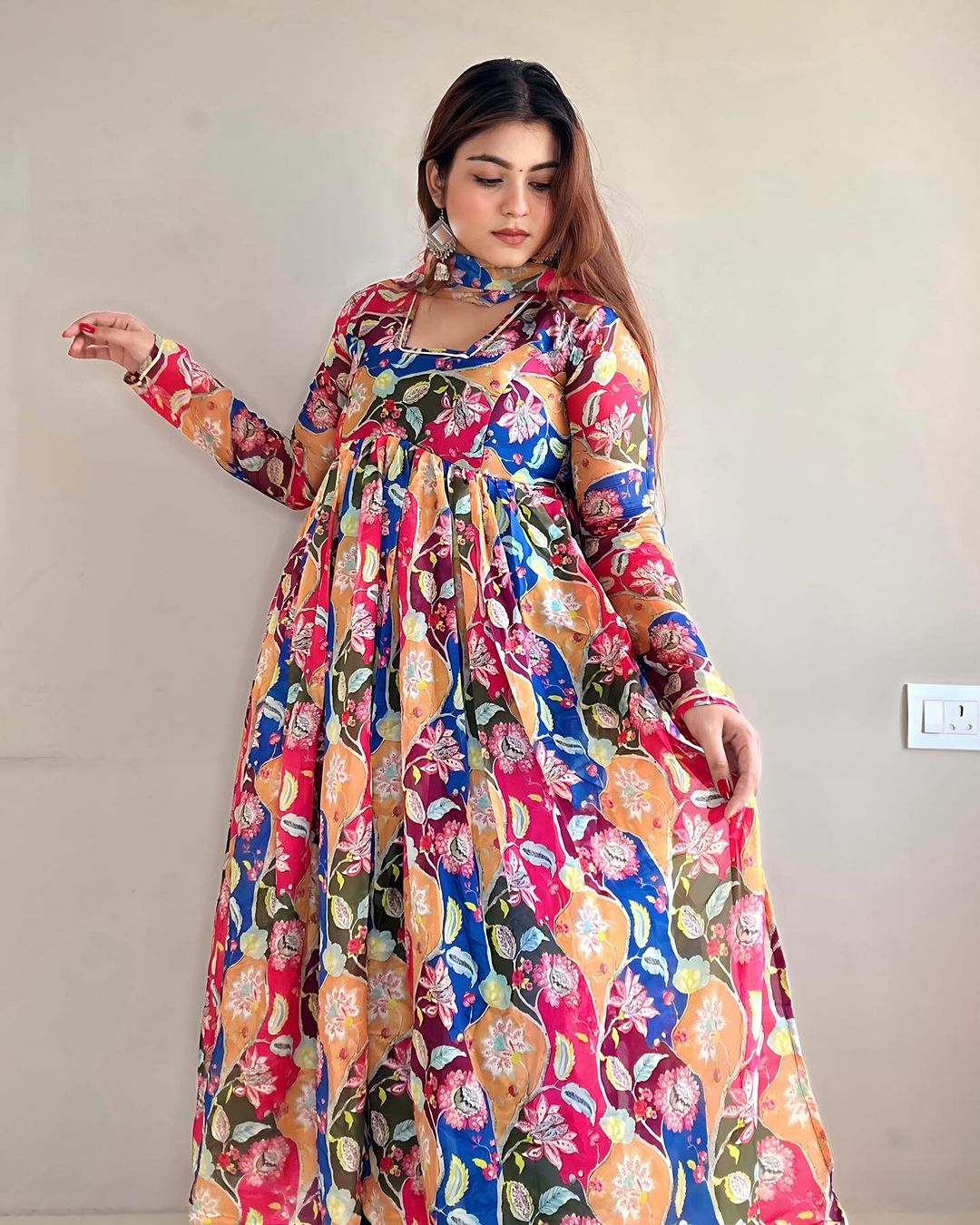 Kanak Mishra Alia Cut With Nya Cut Soft Organza Three Piece Celebrity Anarkali Suit