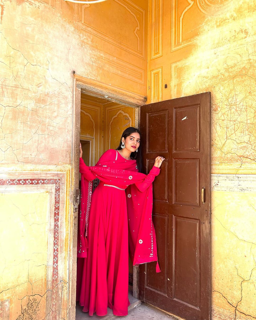 Arti Gupta In Our Rani Pink Embroidered Dupatta Celebrity Anarkali Three Piece Suit